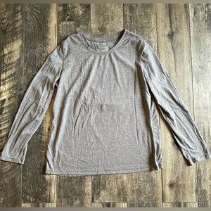 Women’s Gray Long Sleeve